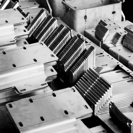 Velocità e precisione per piccoli lotti e produzioni complesse